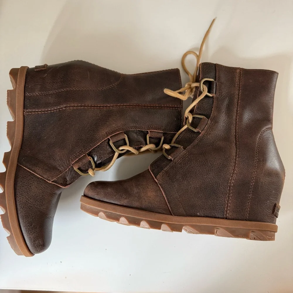 SOREL Joan of Arctic Wedge II Waterproof Leather Boots - Women's 9.5 - Picture 9 of 12